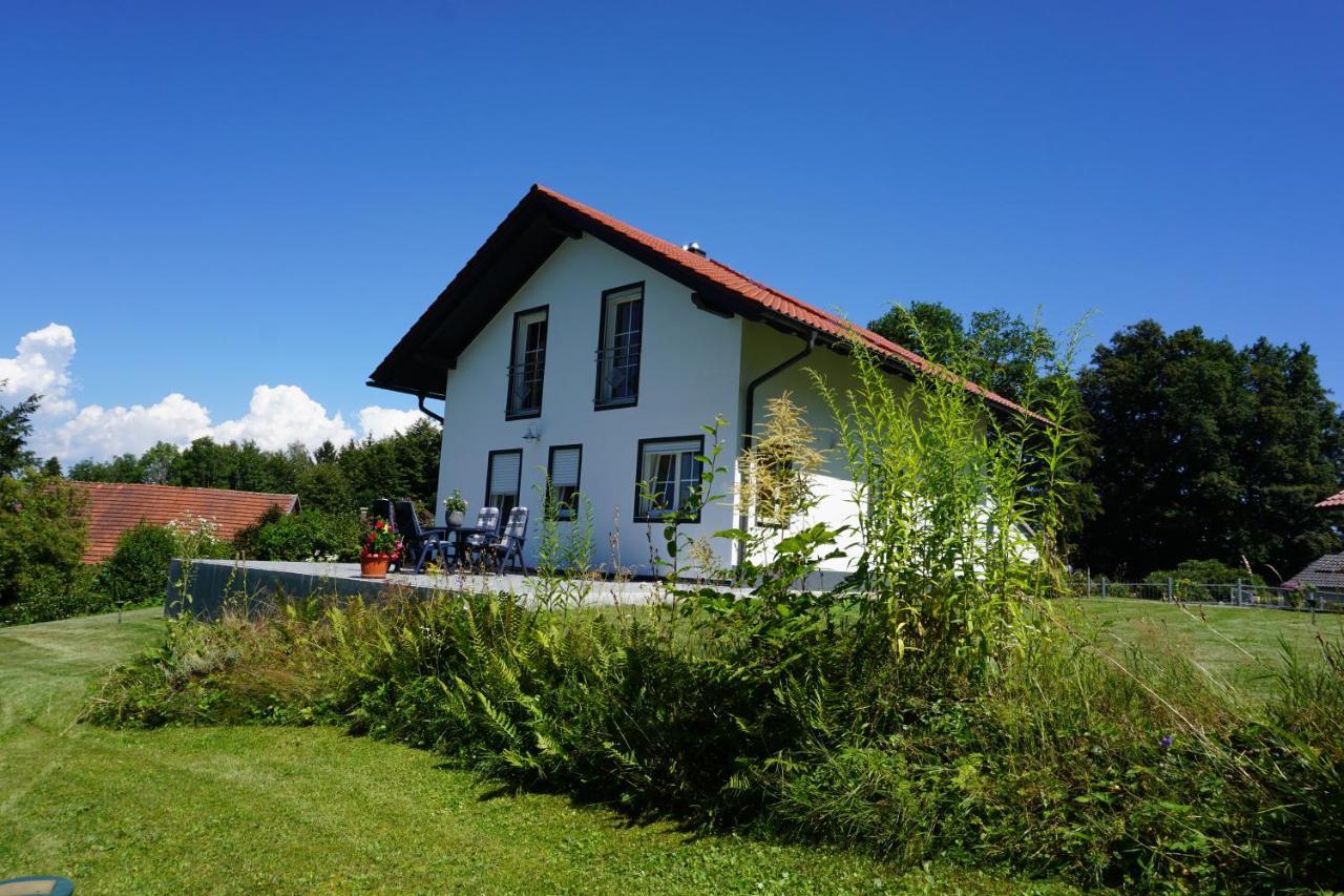 Ferienhaus Englburg In Absolut Ruhiger Lage Tittling Bagian luar foto
