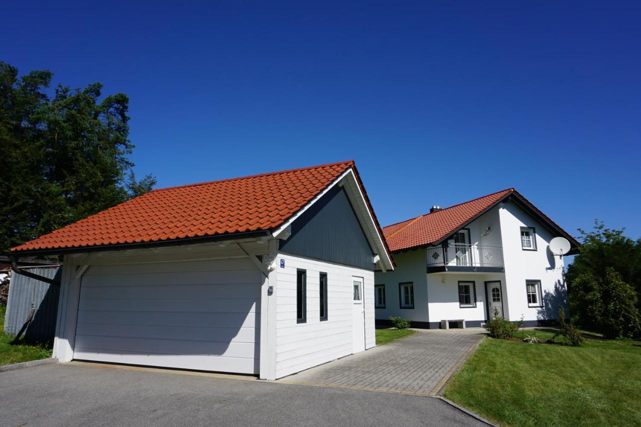 Ferienhaus Englburg In Absolut Ruhiger Lage Tittling Bagian luar foto