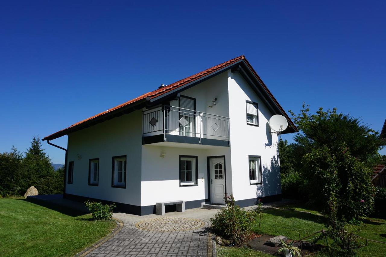 Ferienhaus Englburg In Absolut Ruhiger Lage Tittling Bagian luar foto